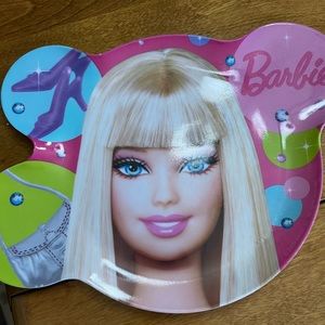 2009 Barbie collectible children’s melamine plate by Mattel, Amscan